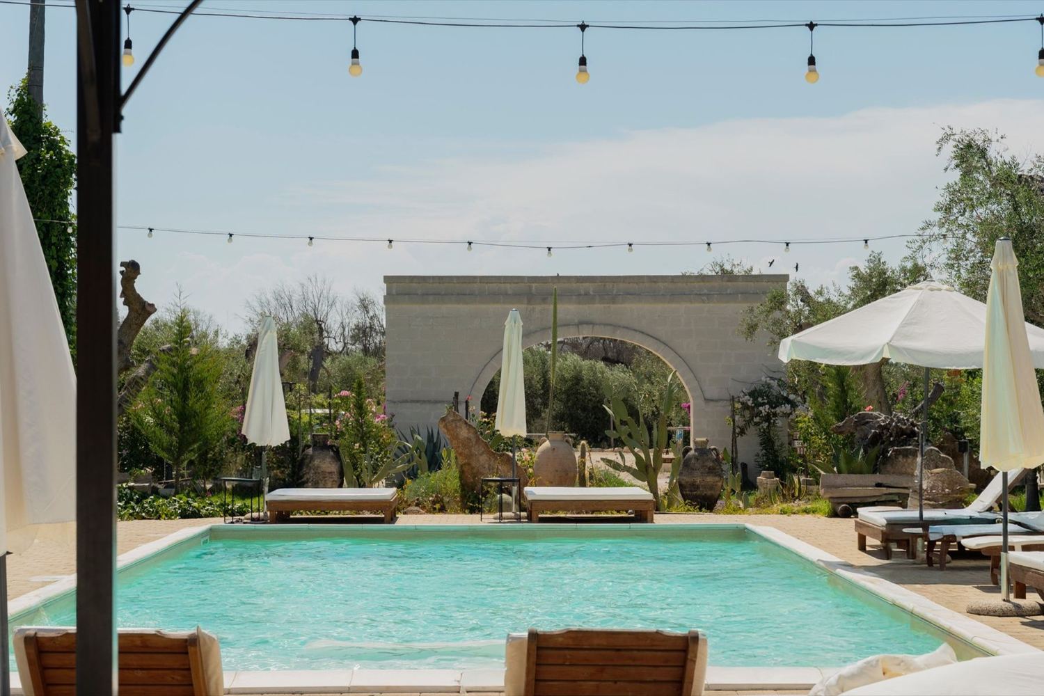 Piscina con servizio bar